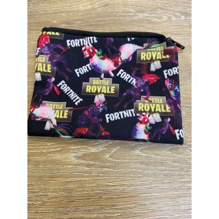 Fortnite ティッシュケース　ラマ(外出用品)