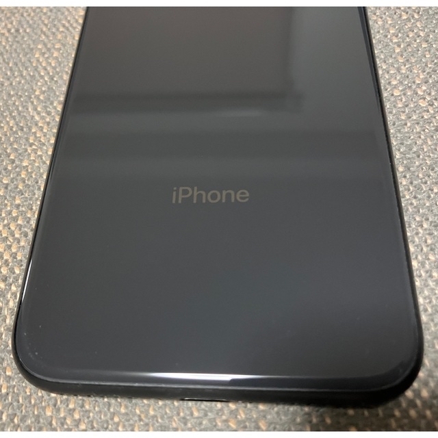 iPhone(アイフォーン)の美品 iPhone 8 64g 64gb スペースグレイ SIMフリー スマホ/家電/カメラのスマートフォン/携帯電話(スマートフォン本体)の商品写真