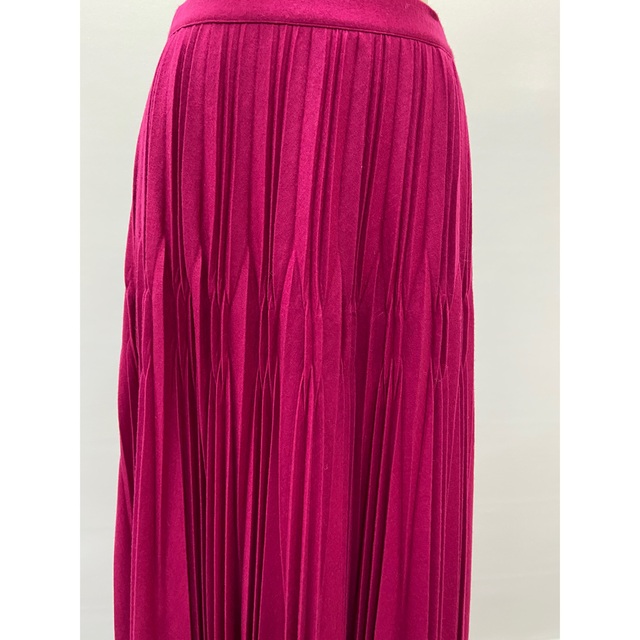 BEAMS(ビームス)のBEAMS購入　THE IRON ウールプリーツスカート　ピンク　 レディースのスカート(ロングスカート)の商品写真