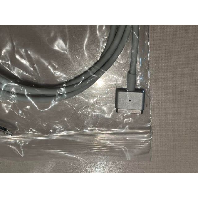 Apple(アップル)のmegasafe2 ACアダプター補修用ケーブル3本セット スマホ/家電/カメラのPC/タブレット(ノートPC)の商品写真