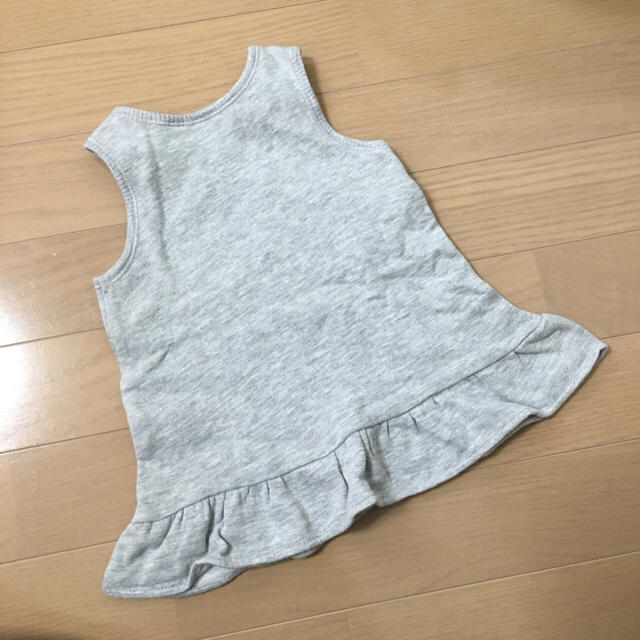 H&M(エイチアンドエム)のキティ スウェットワンピース キッズ/ベビー/マタニティのベビー服(~85cm)(ワンピース)の商品写真