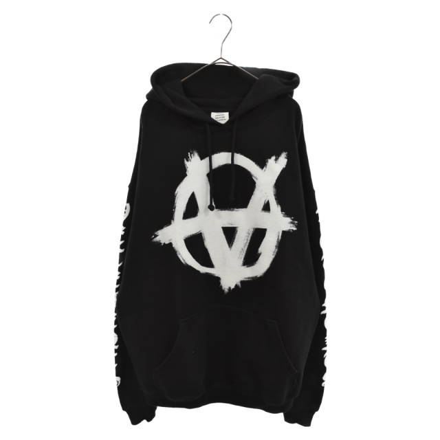 VETEMENTS ヴェトモン 21SS ANARCHY GOTHIC HOODIE UE51TR650B アナーキーゴシックプリントスウェットプルオーバーフーディ パーカー ブラック