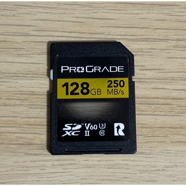 PC/タブレット最終値下　PROGRADE 128GB 250MB/s