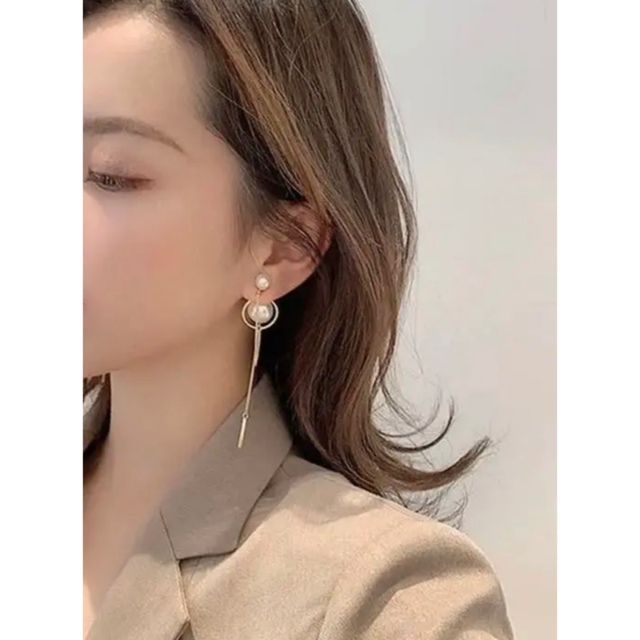 Dior(ディオール)の【人気商品】新品インポート♡パール ダブル ロング キャッチ ピアス レディースのアクセサリー(ピアス)の商品写真