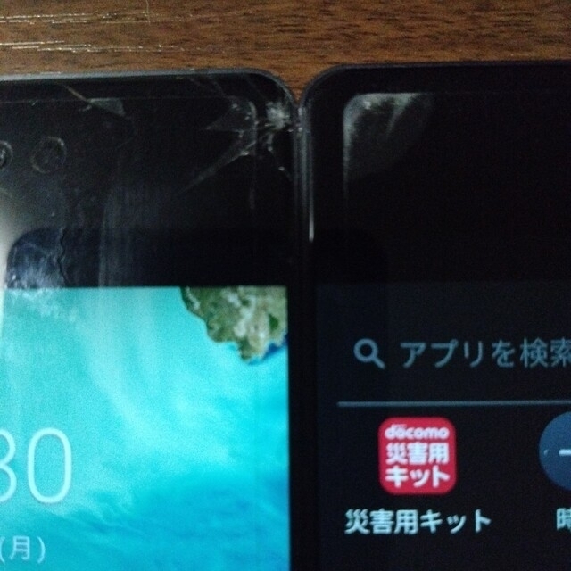 ZTE - ZTE M Z-01K 2画面スマホ docomo SIMロック解除済みの通販 by ...