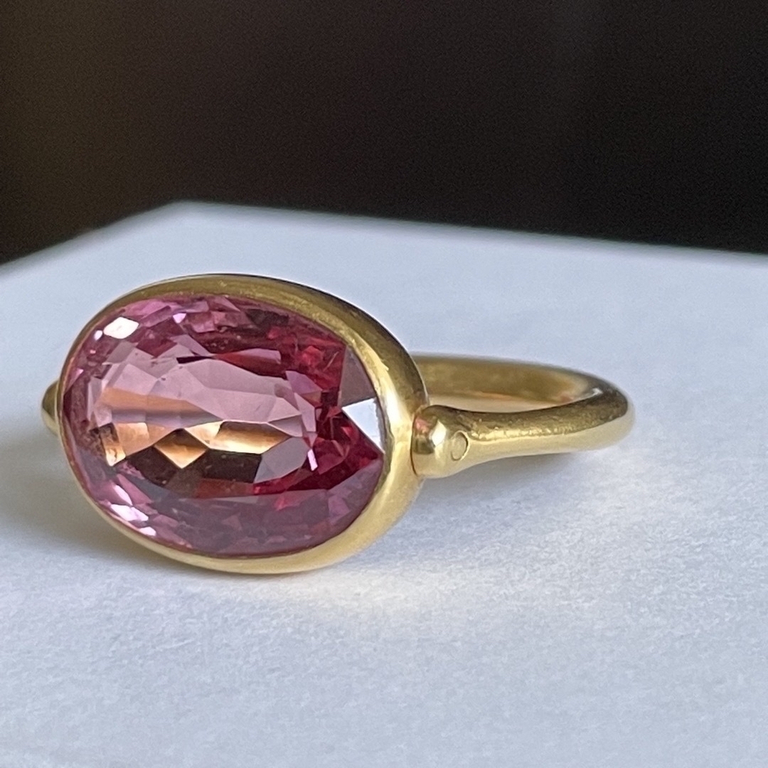 セール　マリーエレーヌドゥタイヤック ピンク　スピネル　スイブル　リング レディースのアクセサリー(リング(指輪))の商品写真
