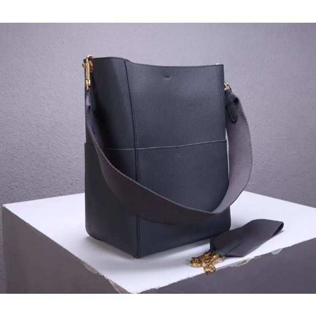 最大92%オフ! 超美品 CELINE ソーサングル ワンショルダー トート ...