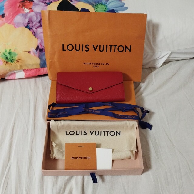 [新品]LOUIS VUITTON長財布　赤