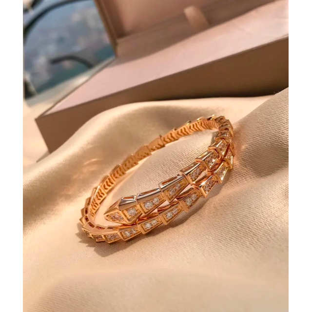 BVLGARI ブルガリ　セルペンティ　ブレスレット