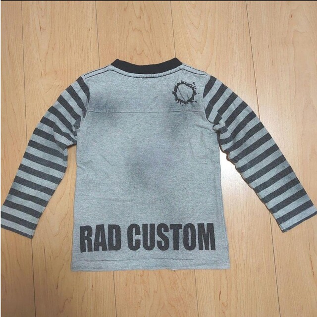 RAD CUSTOM(ラッドカスタム)のUSED　RAD CUSTOM　長袖　七分丈　トップス　２枚セット　100 キッズ/ベビー/マタニティのキッズ服男の子用(90cm~)(Tシャツ/カットソー)の商品写真