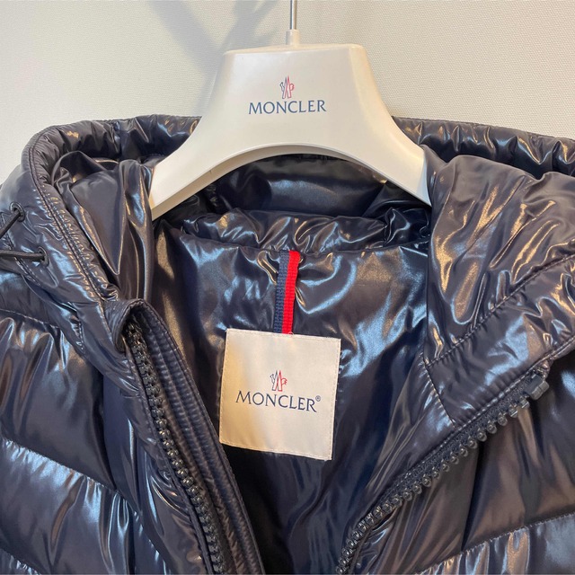 MONCLER(モンクレール)のモンクレール　MONCLER ダウンジャケットAREIG 新品未使用品 メンズのジャケット/アウター(ダウンジャケット)の商品写真