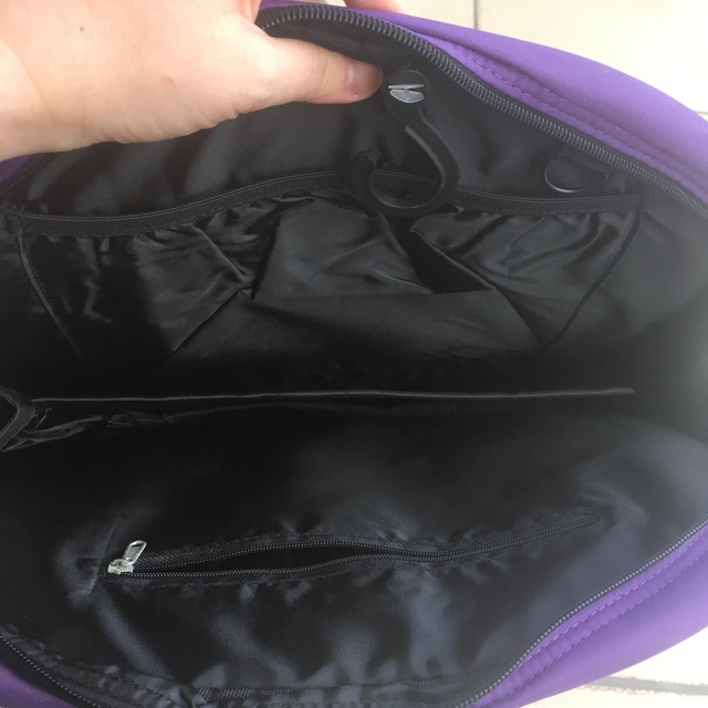 未使用 ガイアム Gaiam Metro Gym Bag ヨガ バンジーボトム付の 未使用 ガイアム Gaiam Metro Gym Bag ヨガ バンジーボトム付の