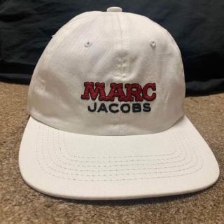 MARC JACOBS   牛革キャップ