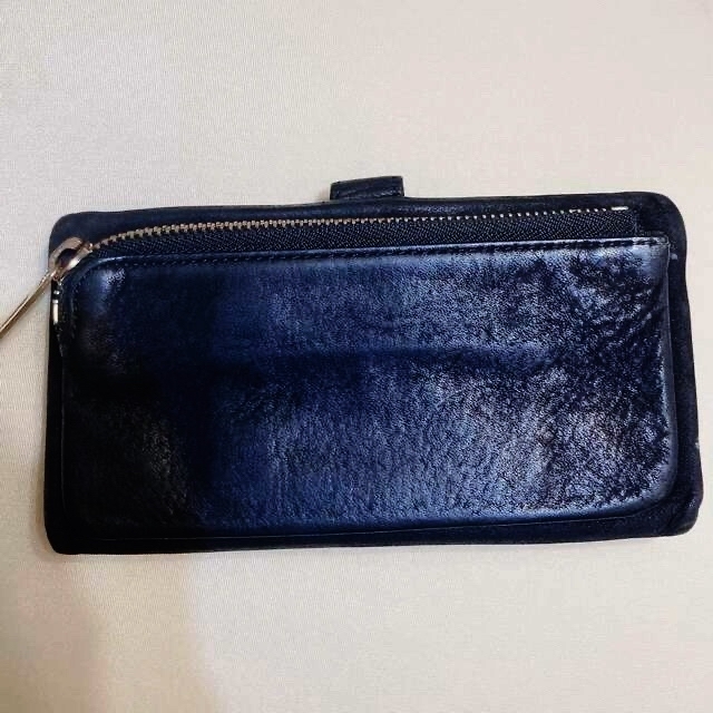 ZUCCa(ズッカ)のzuccaヌバックレザー　長財布 レディースのファッション小物(財布)の商品写真