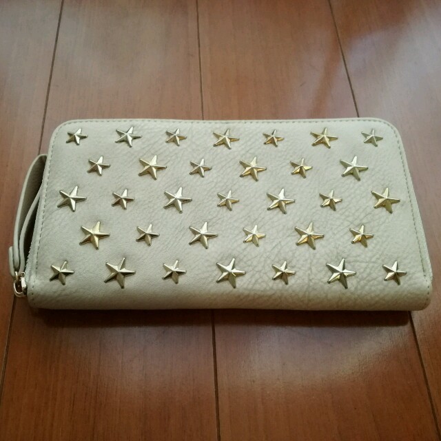 しまむら ジミーチュウ風 未使用 星 スタッズ 財布の通販 By Tao S Shop シマムラならラクマ しまむら ジミーチュウ風 未使用 星 スタッズ 財布の通販 By Tao S Shop シマムラならラクマ
