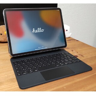 iPad - iPad pro 11 第2世代 マジックキーボード付き！の通販 by たな ...