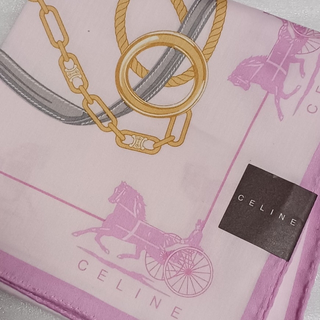 celine(セリーヌ)の値下げ📌セリーヌ☆大判ハンカチーフ58×58 レディースのファッション小物(ハンカチ)の商品写真