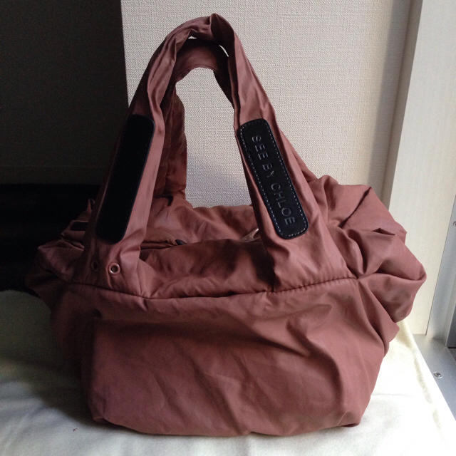 SEE BY CHLOE(シーバイクロエ)のジョイライダー くすみピンク レディースのバッグ(ハンドバッグ)の商品写真