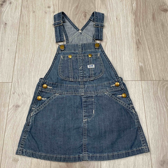 Lee(リー)のL e e デニムジャンバースカート キッズ/ベビー/マタニティのキッズ服女の子用(90cm~)(スカート)の商品写真