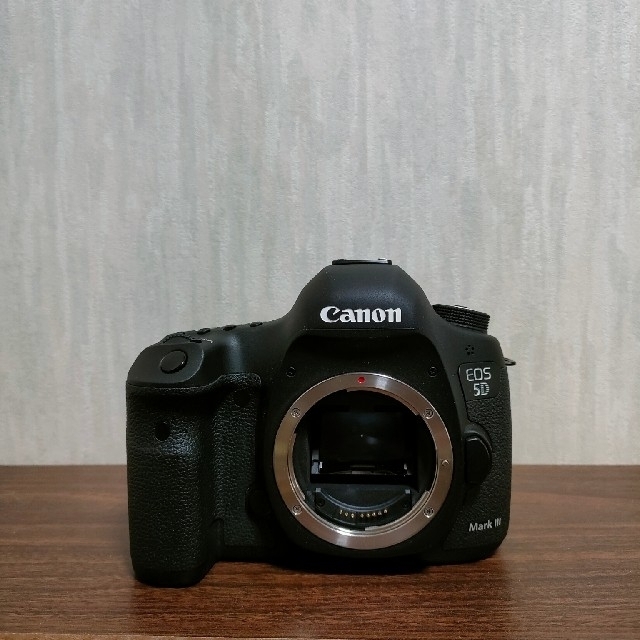 Canon   EOS  5D Mark Ⅲ  ボディー