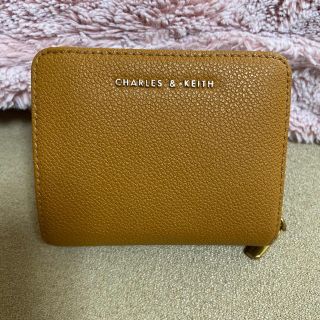 チャールズアンドキース(Charles and Keith)のCHARLES&KEITH 二つ折り財布(財布)