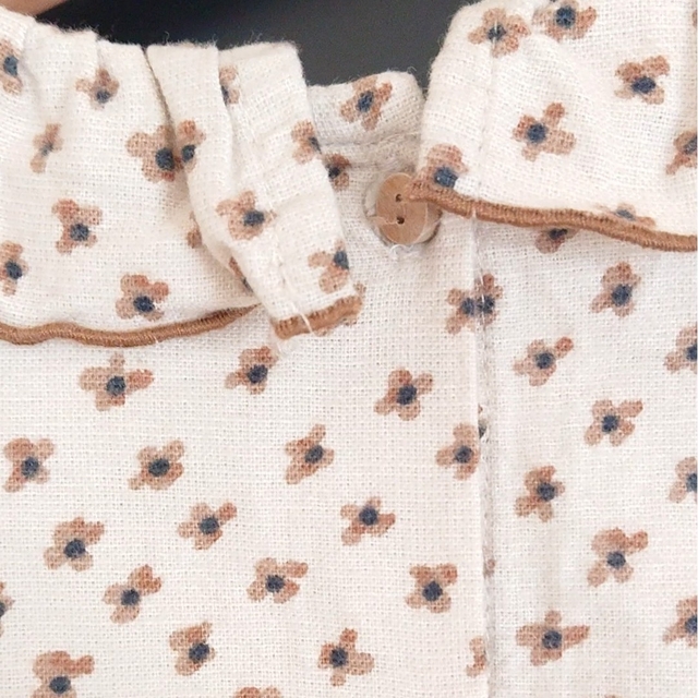 ZARA KIDS(ザラキッズ)のZARAKIDS ☆ フラワープリントフリルブラウス キッズ/ベビー/マタニティのキッズ服女の子用(90cm~)(ブラウス)の商品写真