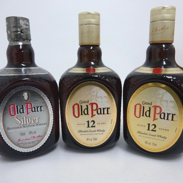 未開封★OldParr【オールドパー】 3本セット 750ml 箱付【中古】 食品/飲料/酒の酒(ウイスキー)の商品写真