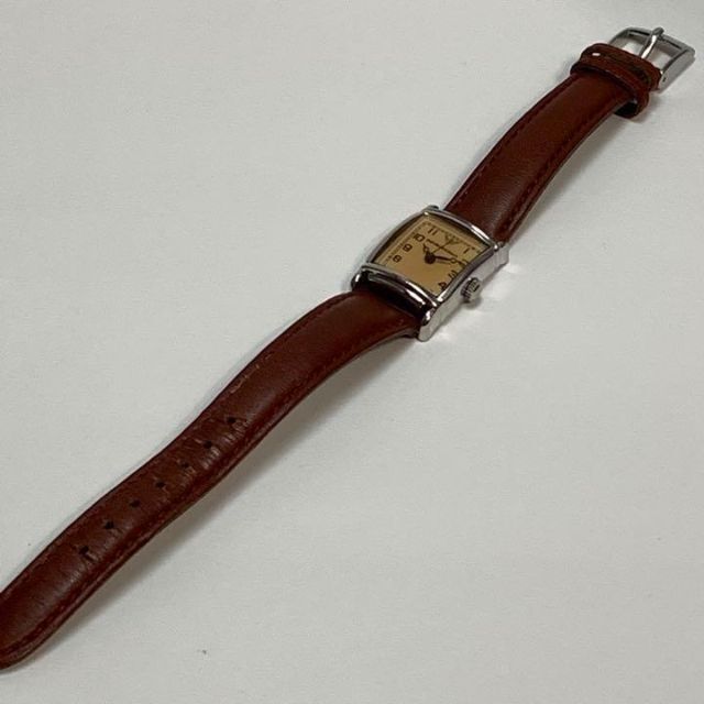 Emporio Armani(エンポリオアルマーニ)の803A EMPORIO ARMANI エンポリオ アルマーニ 電池交換済 レディースのファッション小物(腕時計)の商品写真