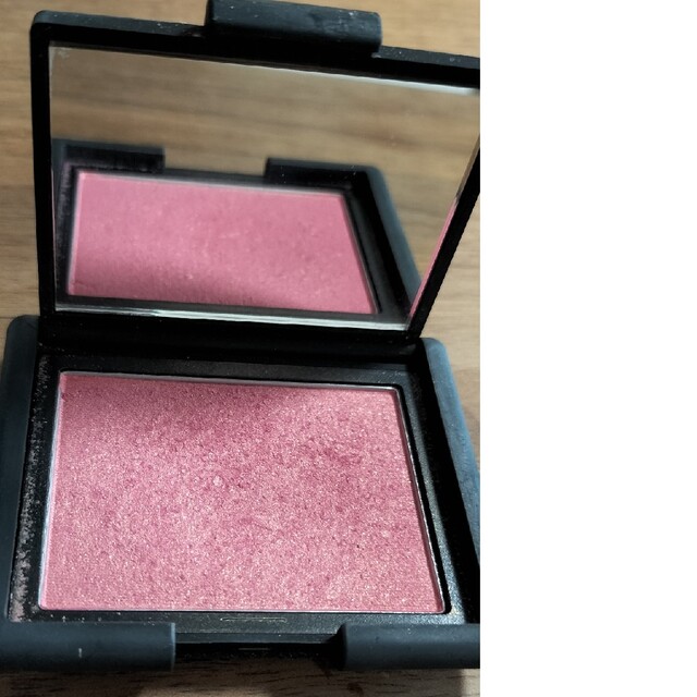 NARS(ナーズ)のNARS　ナーズ　ブラッシュ　4013N ピンク コスメ/美容のメイク道具/ケアグッズ(チーク/フェイスブラシ)の商品写真