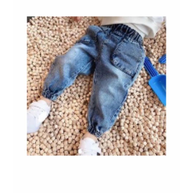 デニムパンツ キッズ/ベビー/マタニティのベビー服(~85cm)(パンツ)の商品写真