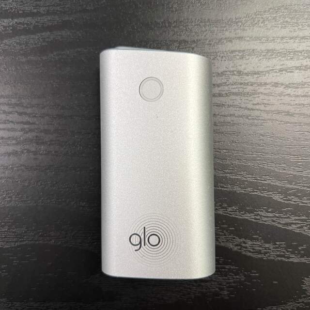 glo(グロー)のG3910番 glo 純正 本体 1本 銀 シルバー メンズのファッション小物(タバコグッズ)の商品写真