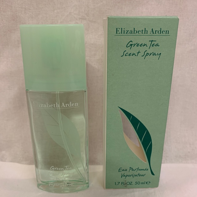 Elizabeth Arden(エリザベスアーデン)のエリザベスアーデン　グリーンティー　オードトトワレ　50ml コスメ/美容の香水(ユニセックス)の商品写真