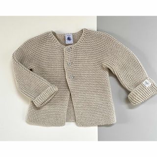 プチバトー(PETIT BATEAU)の美品　プチバトー　ガーター編みカーディガン　80 90(カーディガン/ボレロ)