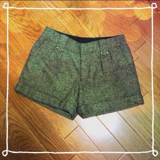 ユナイテッドアローズグリーンレーベルリラクシング(UNITED ARROWS green label relaxing)のグレーショートパンツ☻(ショートパンツ)