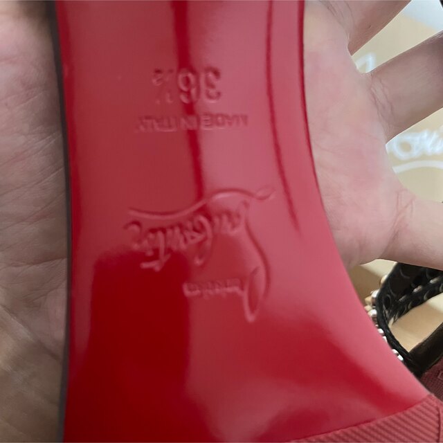 Christian Louboutin(クリスチャンルブタン)のクリスチャンルブタン ルブタン スパイク サンダル ヒール パンプス レディースの靴/シューズ(ハイヒール/パンプス)の商品写真