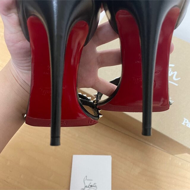 Christian Louboutin(クリスチャンルブタン)のクリスチャンルブタン ルブタン スパイク サンダル ヒール パンプス レディースの靴/シューズ(ハイヒール/パンプス)の商品写真