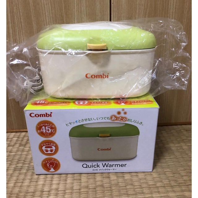 combi(コンビ)のクイックウォーマー　お尻拭き温め機 キッズ/ベビー/マタニティのおむつ/トイレ用品(ベビーおしりふき)の商品写真