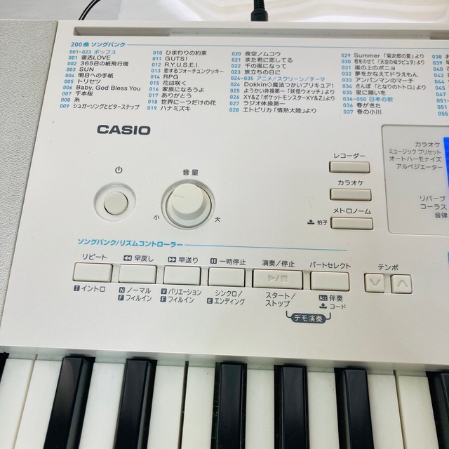 CASIO(カシオ)のCASIO タッチレスポンス付MIDIキーボード光ナビゲーション　LK-223 楽器の鍵盤楽器(キーボード/シンセサイザー)の商品写真