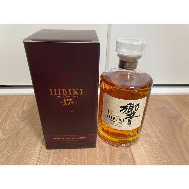 SUNTORY サントリー 響 17年 700ml 43% ウイスキー 安い購入 33280円