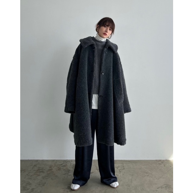 CLANE VOLUME FLARE BOA COAT - ロングコート