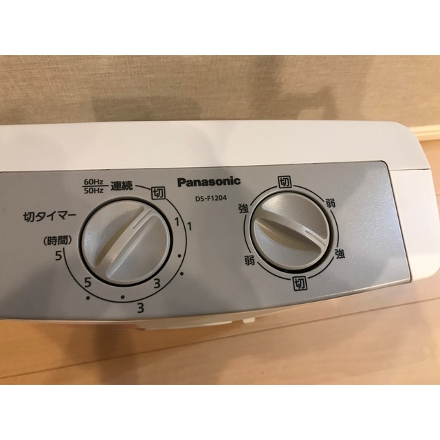 Panasonic(パナソニック)のパナソニック　温風機　電気ファンヒーター スマホ/家電/カメラの冷暖房/空調(電気ヒーター)の商品写真