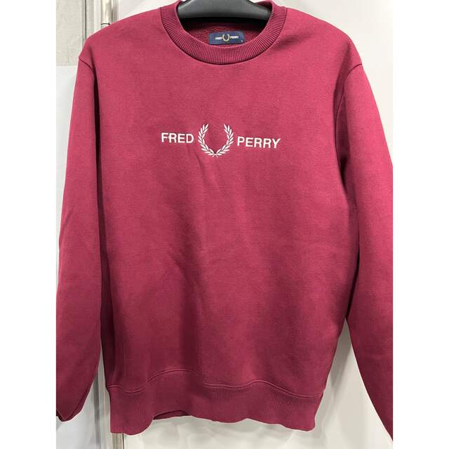 裏起毛ロゴスウェット　FRED PERRY