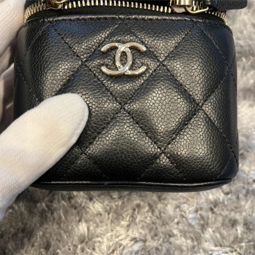 激レア CHANEL シャネル マトラッセ ミニ バニティ バッグ ◼︎22