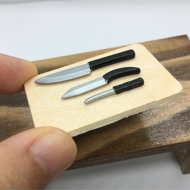 ミニチュア包丁 ナイフ3種&まな板セット ミニチュアキッチン　ドールハウス