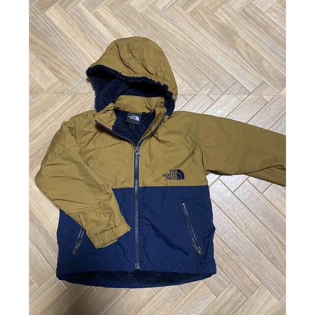 THE NORTH FACE(ザノースフェイス)の【美品】100 子供　ジャケット　ノースフェイス　North Face 男の子 キッズ/ベビー/マタニティのキッズ服男の子用(90cm~)(ジャケット/上着)の商品写真