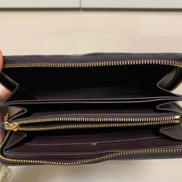 ルイヴィトン ヴェルニ ジッピーウォレット長財布 ダークパープル 品質