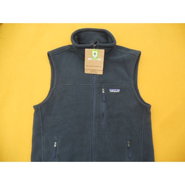 patagonia(パタゴニア)のパタゴニア Classic Synch Vest S NVYB ベスト メンズのトップス(ベスト)の商品写真