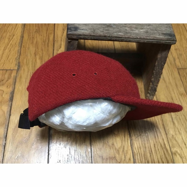 Supreme(シュプリーム)の美品 SUPREME × HARRIS TWEED CAMP CAP 赤 メンズの帽子(キャップ)の商品写真