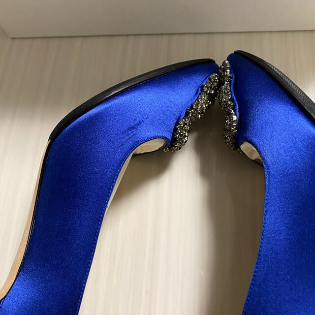 値下げ  MANOLO BLAHNIK HANGISHIパンプス