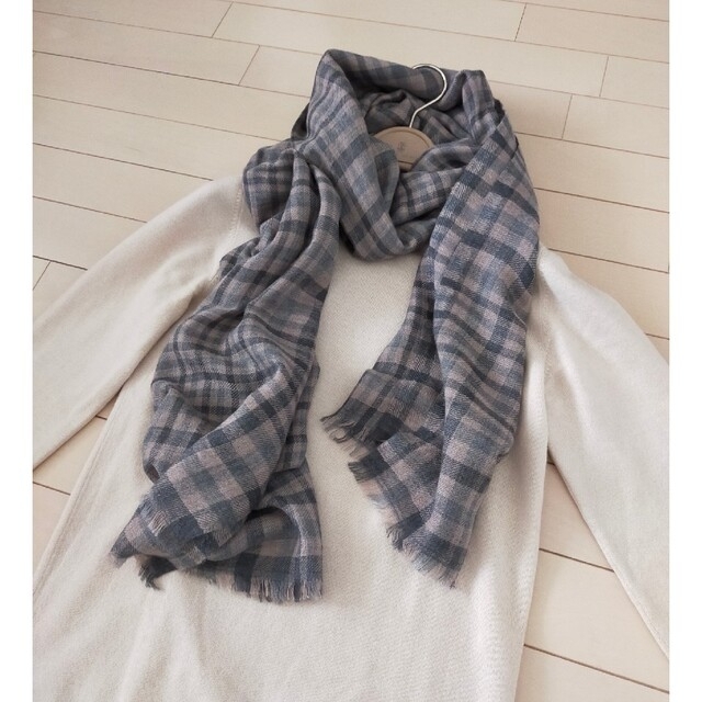 新作入荷!!】 美品✨ シルク×カシミヤ ロロピアーナ 大判ストール